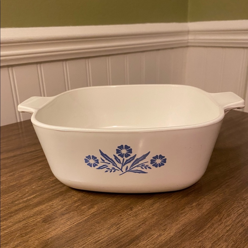 Vtg Corning Ware Blue Cornflower 1.5 Quart Casserole Dish C-10 - 1st Generation